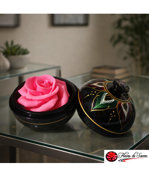 fleurs de savon sculpté